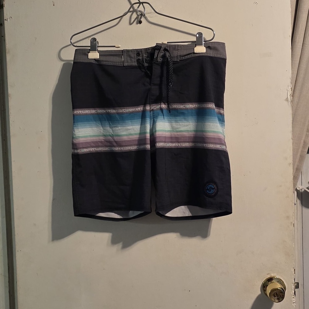 Quiksilver Men's Navy and Purple Board Shorts - Picture 5 of 16